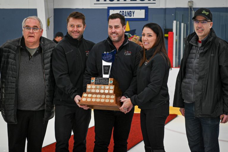 Le 31e TPMJF honore la Fondation Justin-Lefebvre avec le trophée Jean Arel